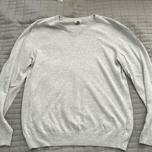Gray old navy v neck sweater XL